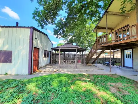 401 W Fields Ave, Eldorado, TX 76936 photo 13