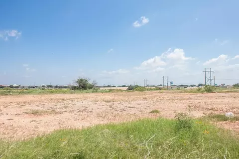 3824 Green Meadow Dr, San Angelo, TX 76904