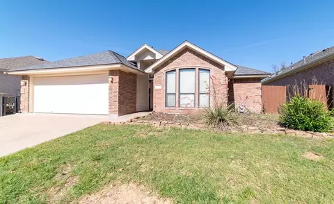 1222 Dorchester Dr, San Angelo, TX 76904