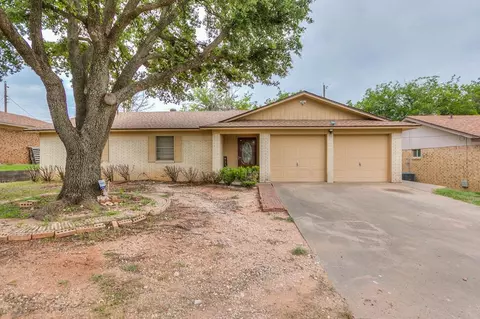 1905 Spring Creek Dr, San Angelo, TX 76901