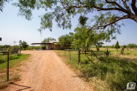 2645 County Rd 297, Bronte, TX 76933 photo 9