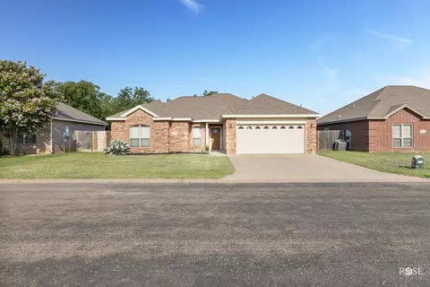 4229 Chisholm Trl, San Angelo, TX 76903