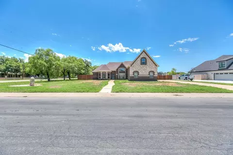 1701 Loganwood Dr, San Angelo, TX 76904
