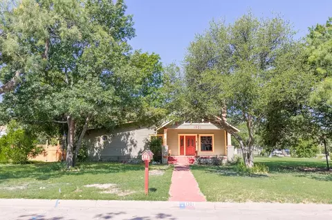 1301 S David St, San Angelo, TX 76903