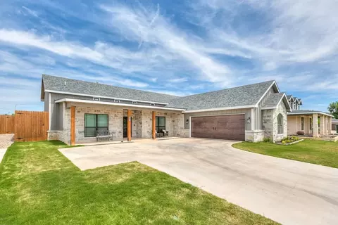 2034 Silver Creek Ct, San Angelo, TX 76904