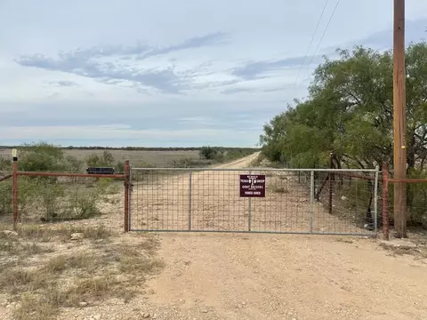 900 County Rd 110, Eldorado, TX 76936 photo 2