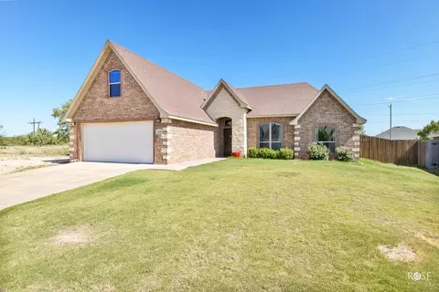 2305 Cheyenne Trl, San Angelo, TX 76903