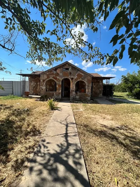 224 18th St, San Angelo, TX 76903
