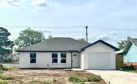 302 E 12th St, San Angelo, TX 76903 photo 1