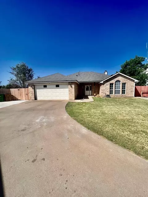 4317 Green Meadow Dr, San Angelo, TX 76904