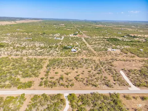 9526 Iron Spoke Trl, Carlsbad, TX 76901