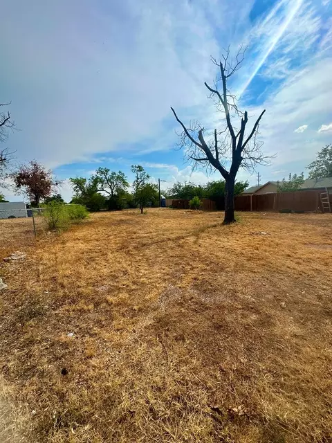 725 Hughes St, San Angelo, TX 76903