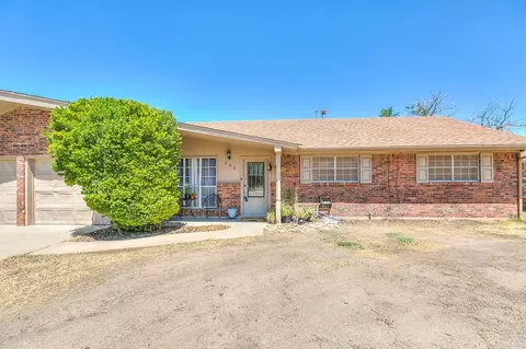 246 Edgewood Cir, San Angelo, TX 76903