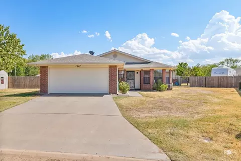 1417 Hillary Ct, San Angelo, TX 76901