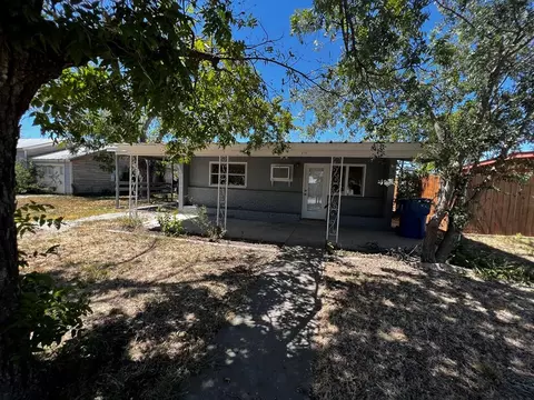 213 Drinkard St, Eden, TX 76837