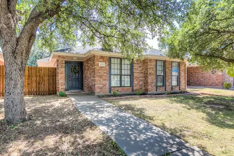 4031 Green Meadow Dr, San Angelo, TX 76904