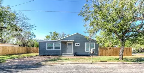 1902 Coleman St, San Angelo, TX 76901