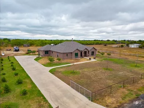 110 Blue Grass Dr, San Angelo, TX 76903