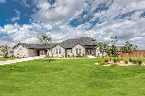 7034 Club Creek Ln, San Angelo, TX 76904