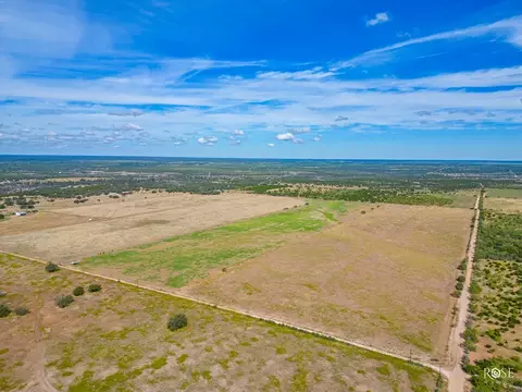 1044 Jacoby Ln, Hext, TX 76848 photo 28