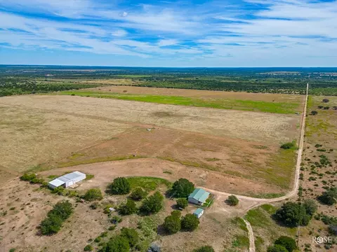 1044 Jacoby Ln, Hext, TX 76848 photo 49