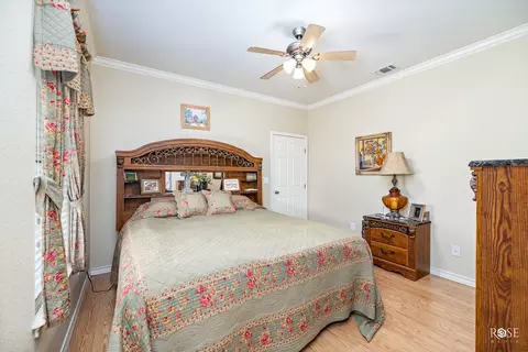 1044 Jacoby Ln, Hext, TX 76848 photo 14