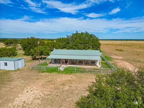 1044 Jacoby Ln, Hext, TX 76848 photo 58