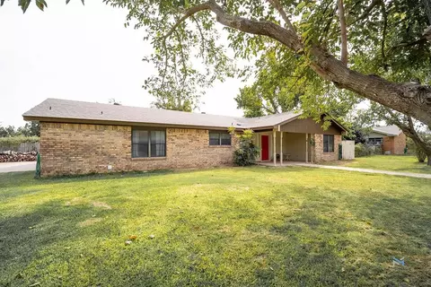 207 Las Lomas Ct, San Angelo, TX 76904