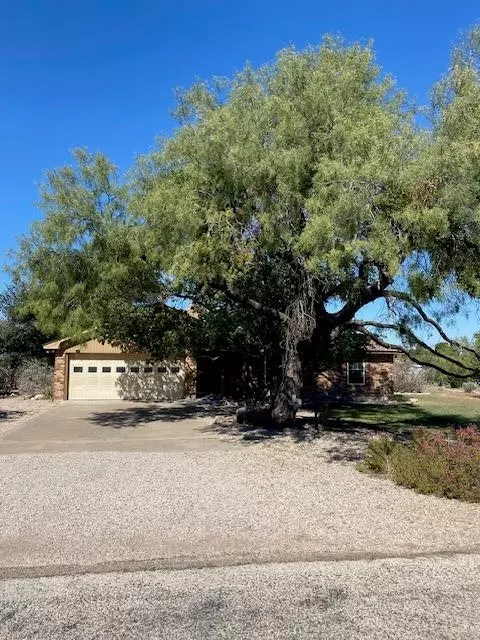 12 Loch Lomond Rd, San Angelo, TX 76901