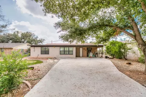 1006 Hillcrest, Robert Lee, TX 76945