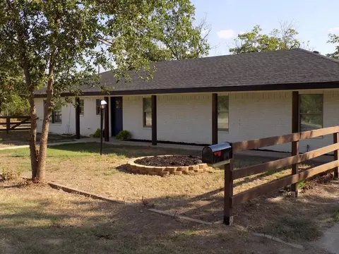 8341 Concho Dr, San Angelo, TX 76901