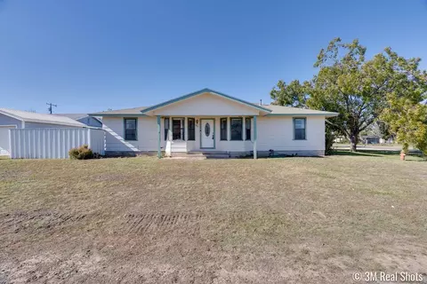409 N Cottonwood St, Eldorado, TX 76936