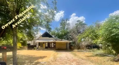 105 W 32nd St, San Angelo, TX 76903