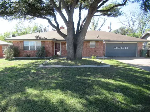 3301 Tanglewood Dr, San Angelo, TX 76904