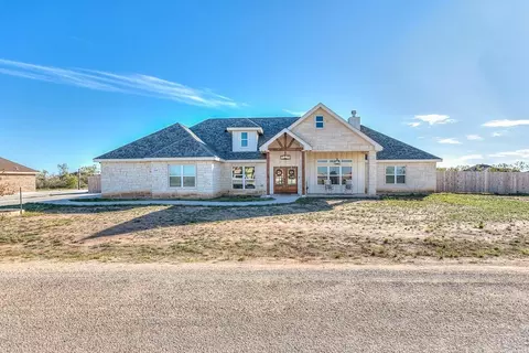 5429 Grey Wolf Ln, San Angelo, TX 76901