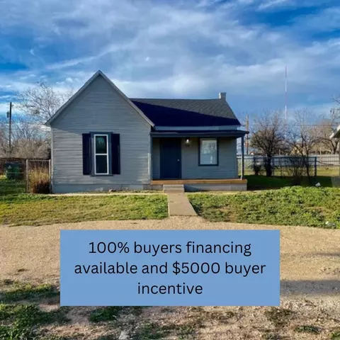 26 E 22nd St, San Angelo, TX 76903