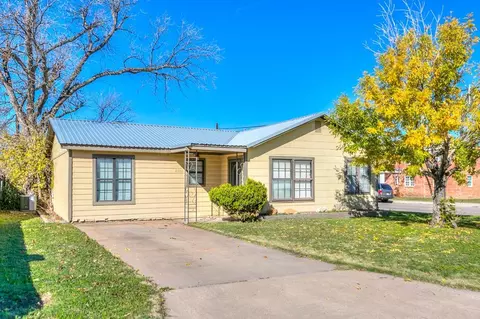 2302 W Twohig Ave, San Angelo, TX 76901