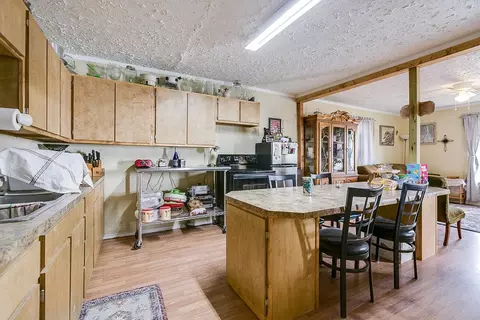 406 N Sharp Ave, Ballinger, TX 76821 photo 4