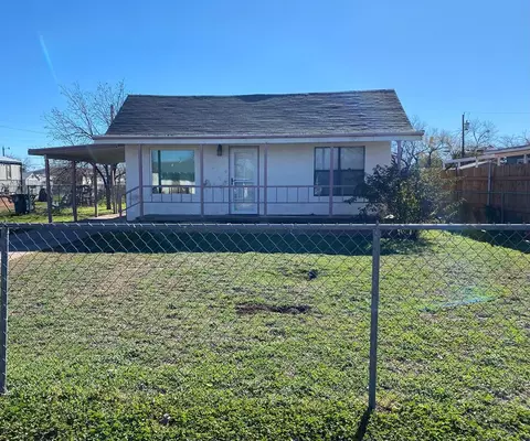 313 E 26th St, San Angelo, TX 76903