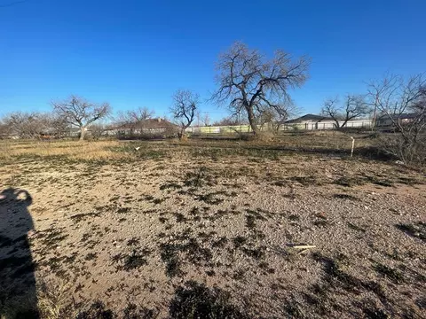 1710 La Follette St, San Angelo, TX 76903