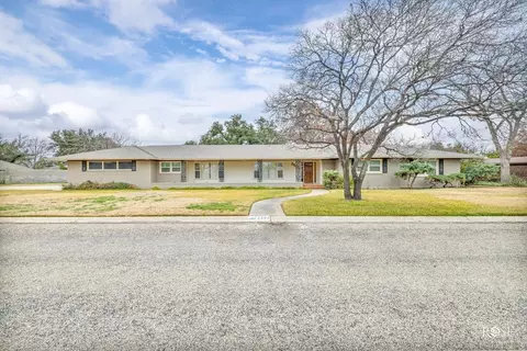 2502 Nasworthy Dr, San Angelo, TX 76904