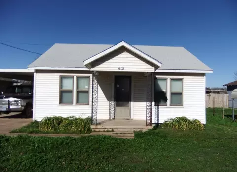 62 E 39th St, San Angelo, TX 76903