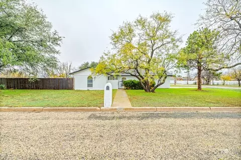3202 Guadalupe St, San Angelo, TX 76901