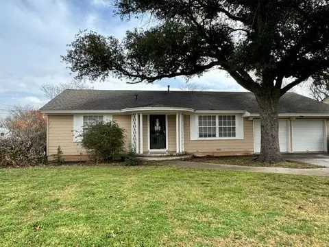 2403 W Ave L, San Angelo, TX 76904