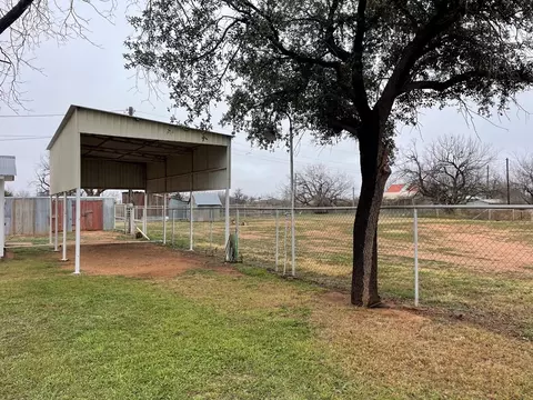 118 Kickapoo Rd, Bronte, TX 76933 photo 17