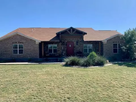 2245 Venado Dr, Christoval, TX 76935