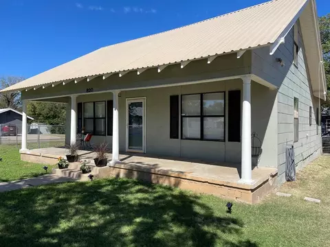 820 N Jefferson St, San Angelo, TX 76901