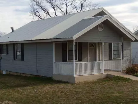 1410 N Broadway St, Ballinger, TX 76821
