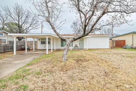 3122 N Oakes St, San Angelo, TX 76903