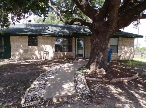 516 Drinkard St, Eden, TX 76837
